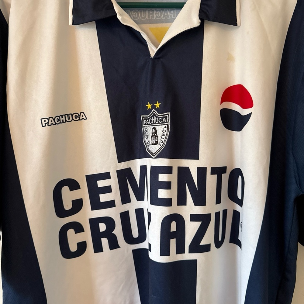 Cruz Azul Navy and White Men's Shirt - Picture 2 of 4